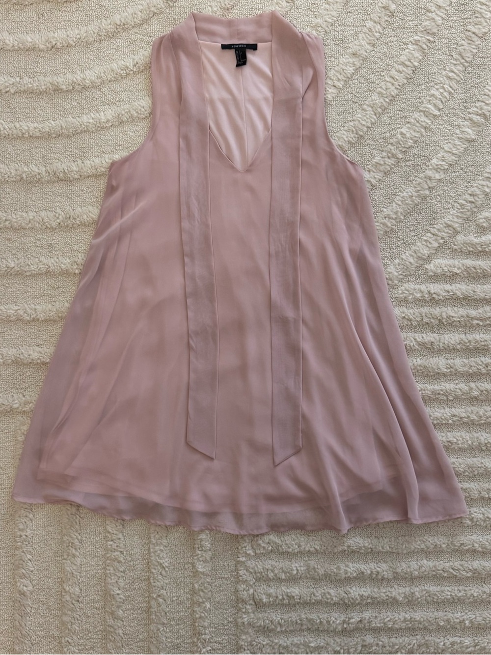 Forever 21 Dusty Pink Flowy Dress With Tie Detail Womens Size Small